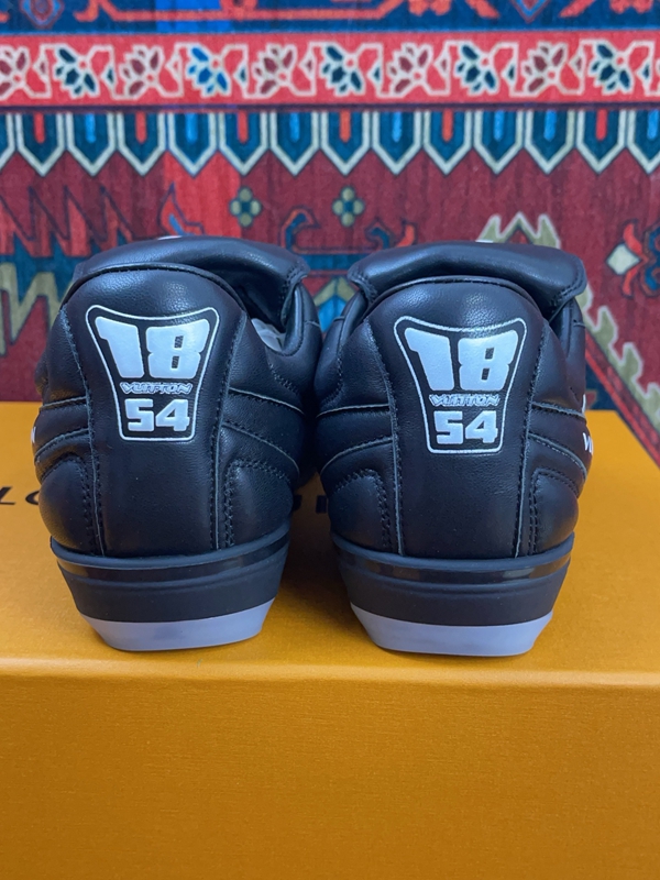 ルイヴィトン靴着用イメージ